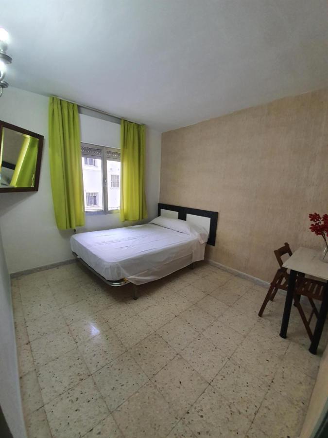 Amplio Apartamento En El Centro De Triana Apartment เซบีญา ภายนอก รูปภาพ